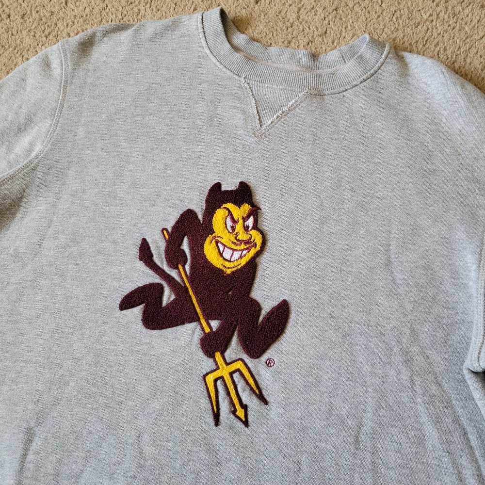 Arizona State Universirtt Sun Devils Sweatshirt NCAA Licensed XL Hilflint - Picture 3 of 9